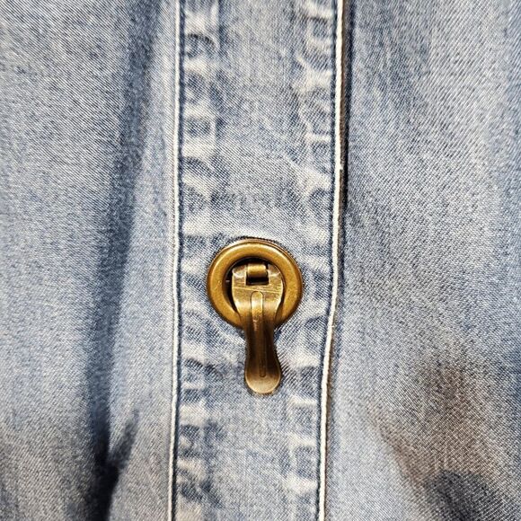 Soft Surroundings Shirt Womens Blue Denim Tencel Metal Closure Chambray Collared - Picture 5 of 10